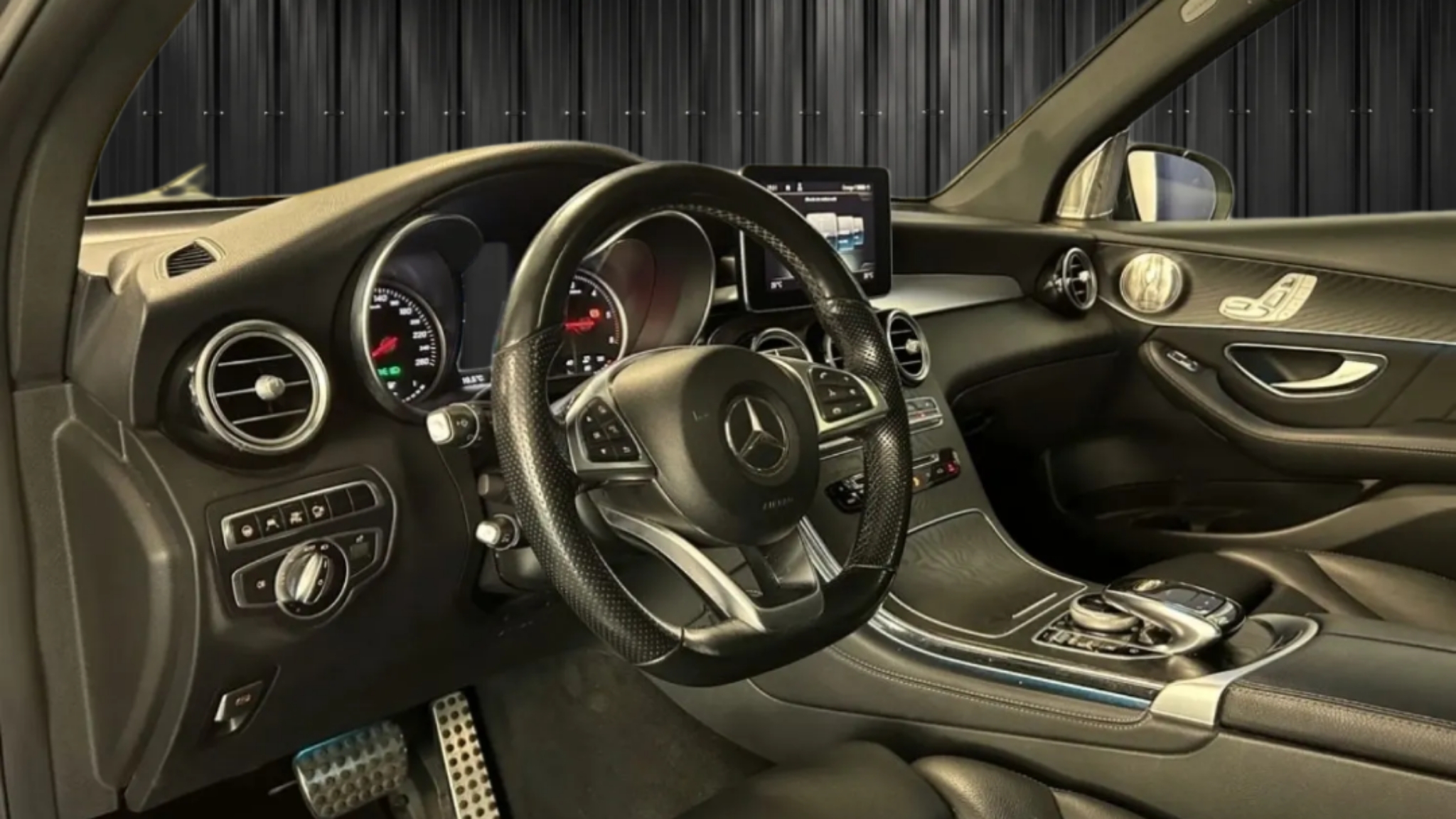 Mercedes Glc photo 8